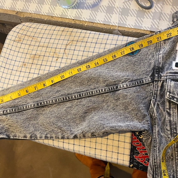 RARE 80s VINTAGE LA GEAR BLACK ACID WASH DENIM CROPPED JACKET - Picture 8 of 9